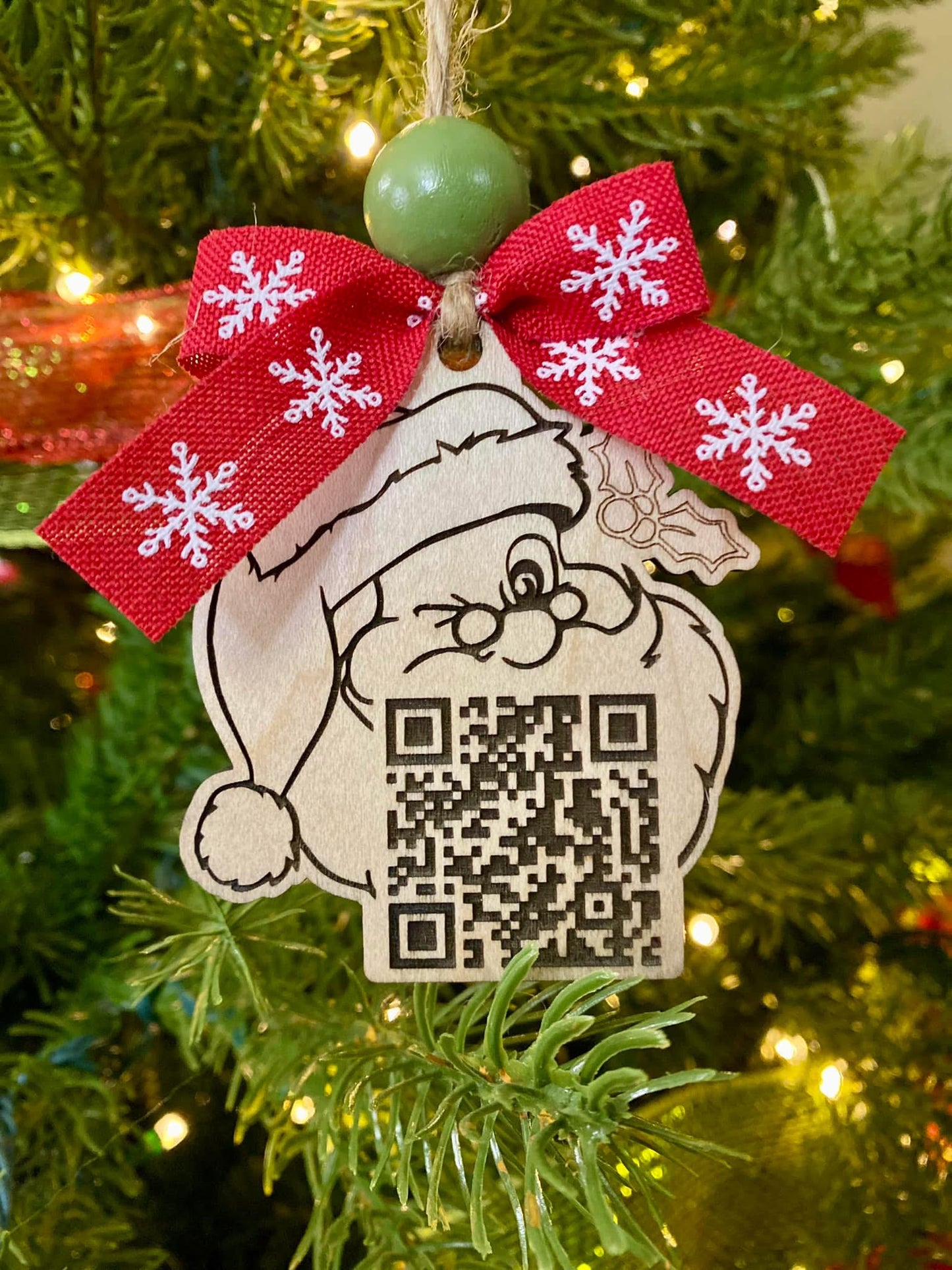 Santa Tracking Christmas Ornament